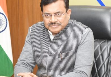 *मुख्य सचिव  आनन्द बर्द्धन ने मंगलवार को प्रदेश में शीतलहर की तैयारियों के सम्बन्ध में सभी जिलाधिकारियों के साथ वीडियो कॉन्फ्रेंसिंग के माध्यम से ली बैठक*