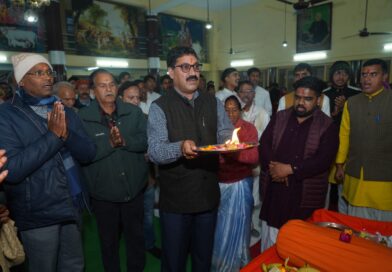 *ऋषिकेश-सामुहिक सुन्दरकाण्ड पाठ के साथ ही ब्रह्मलीन श्री 1008 स्वामी विशुद्धानन्द जी बाबा काली कमली वाले महाराज का 130 वां निर्वाणोत्सव का हुआ शुभारंभ*