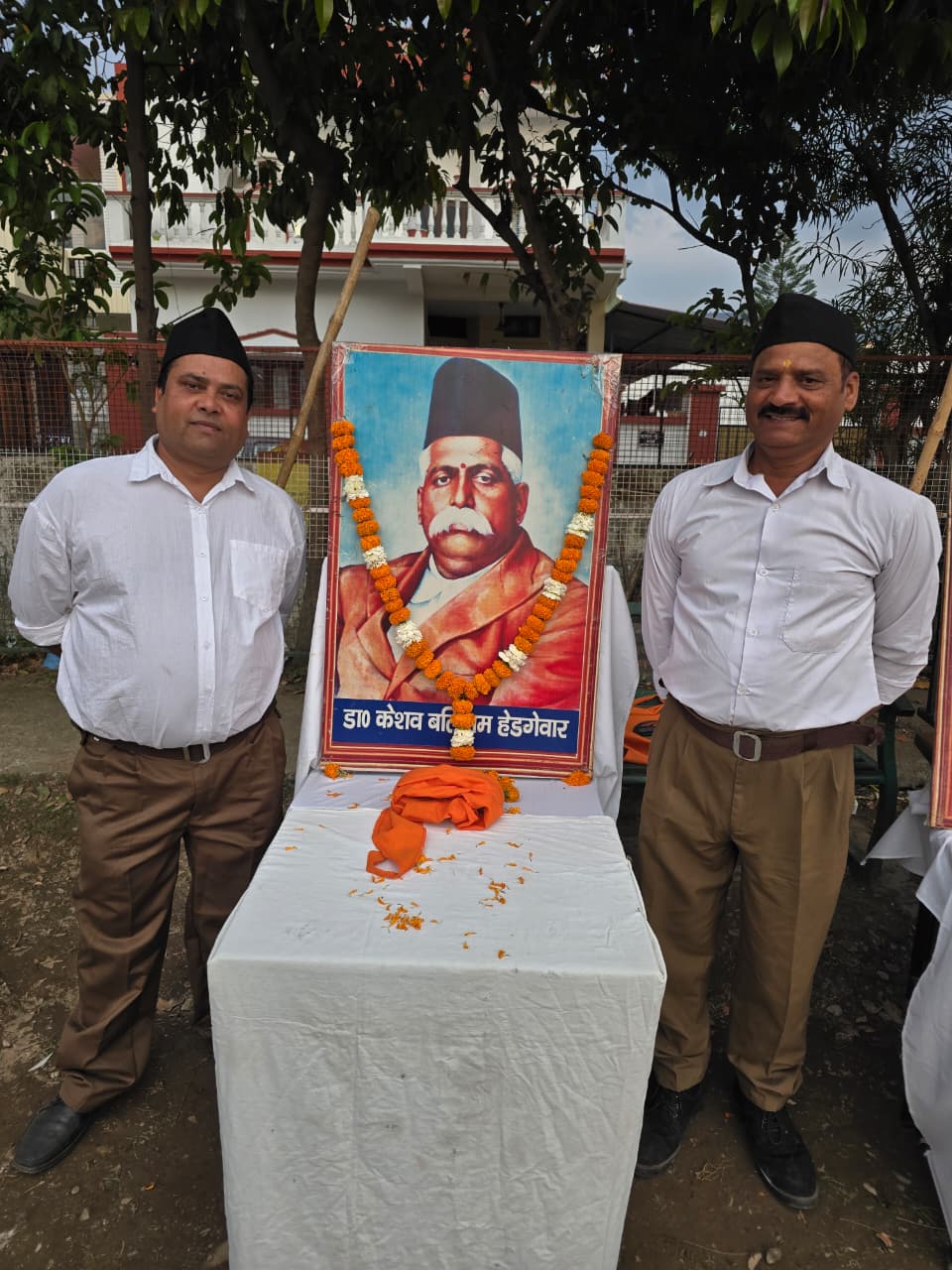 *हिंदू नववर्ष के पर  राष्ट्रीय स्वयंसेवक संघ ने निकाला भव्य पथ संचलन*