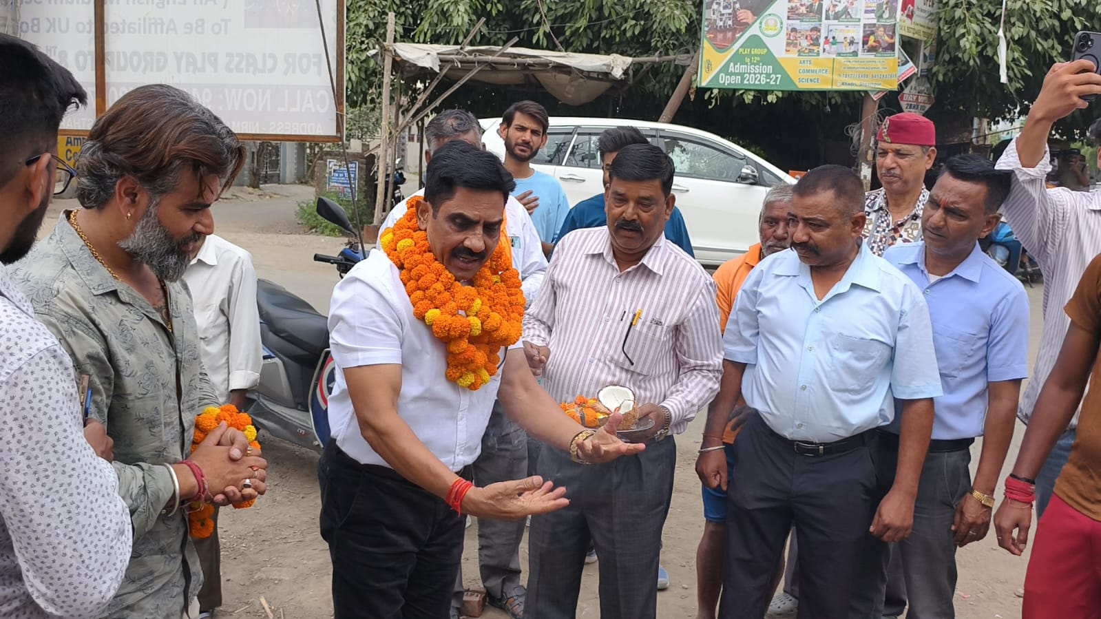 *ऋषिकेश- मेयर शम्‍भू पासवान  ने निर्माणाधीन बहुमंजिला पार्किंग एवं नगर निगम के कार्यालय भवन का किया स्थलीय निरीक्षण*