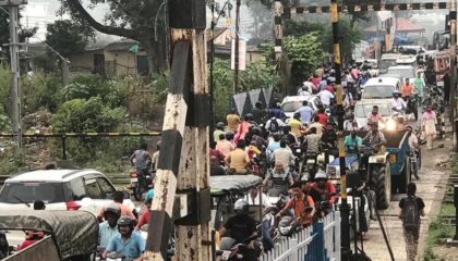 *रायवाला रेलवे फाटक पर डबल गेट की मांग तेज, डीआरएम एवं रेल मंत्री को भेजा मांग पत्र*