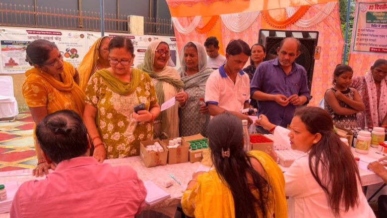 *बहादराबाद में त्रिदिवसीय जिला स्तरीय आयुर्वेद चिकित्सा शिविर का हुआ आयोजन*