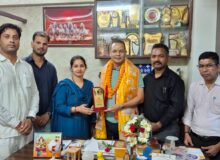 *राष्ट्रीय चिकित्सक दिवस पर समाजसेवी डॉ. राजे सिंह नेगी को वाइस ब्रिज ट्रस्ट समेत कई अन्य संस्थाओं ने किया सम्मानित*