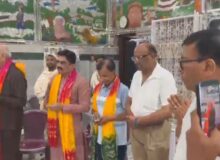 *ऋषिकेश-सिद्धचक्र विधान के चौथे दिन पर ऋषिकेश नगर निगम महापौर शंभू पासवान एवं सतीश कुमार जैन ने किया प्रतिभाग*