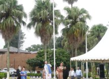 *मुख्यमंत्री  पुष्कर सिंह धामी ने 80वें स्वतंत्रता दिवस के अवसर पर मुख्यमंत्री आवास में किया ध्वजारोहण*