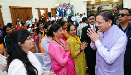 *मुख्यमंत्री उद्यमशाला चौपाल- 2026 में मुख्यमंत्री ने किया लखपति दीदियों और महिला उद्यमियों का सम्मान*
