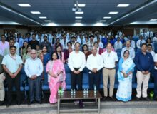 *डिजिटल युग में पुस्तकालय ज्ञान के संरक्षण और प्रसार का महत्वपूर्ण माध्यम*
