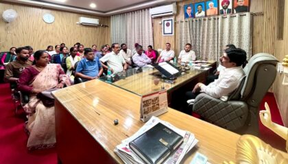 ऋषिकेश-वेंडिंग कार्ट के दुरुपयोग और अवैध कब्जे पर होगी सख्त कार्रवाई, वास्तविक व जरूरतमंद वेंडरों को ही मिलेगा लाभ*