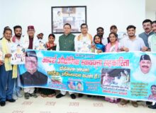*मुख्यमंत्री ने पांच वर्षों की उपलब्धियों पर आधारित विशेष एल्बम गीत का किया विमोचन*