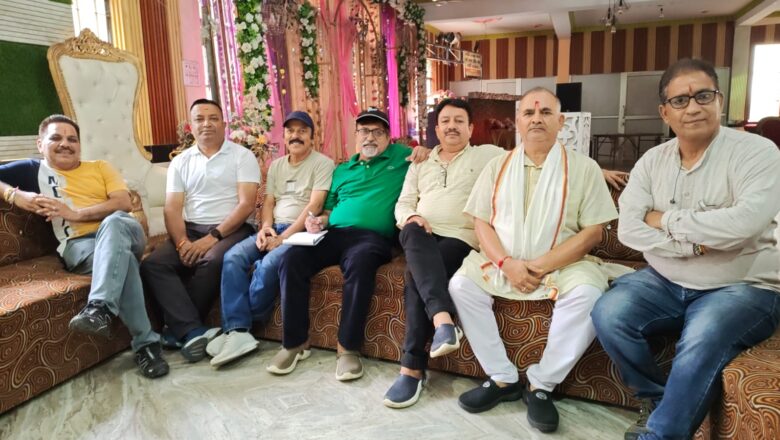 *मुनिकीरेती में ‘आवाज़’ की बैठक: हिंदी दिवस पर होगा भव्य कवि सम्मेलन और गोष्ठी, सुमन गौड़ को मिलेगा ‘आवाज़ रत्न सम्मान’*