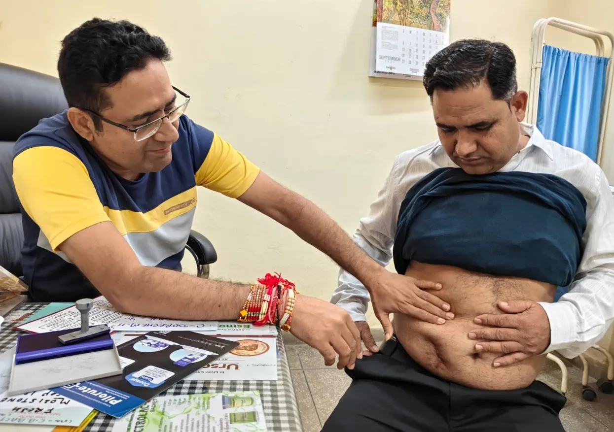 अनियमित दिनचर्या और जंक फूड बढ़ा रहे फैटी लिवर व किडनी स्टोन का खतरा