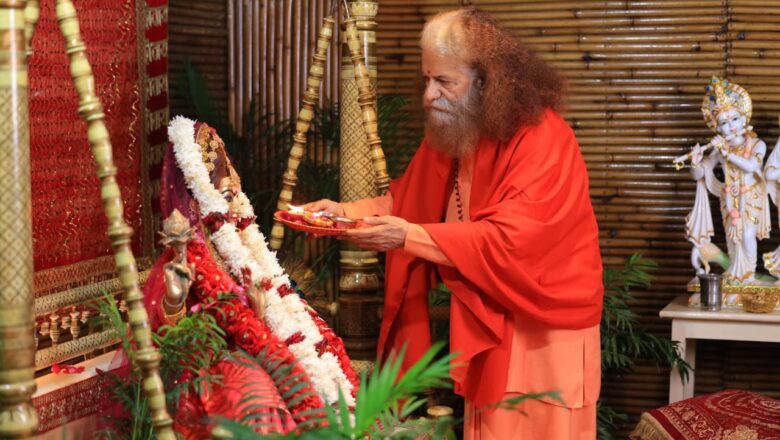 परमार्थ निकेतन में शारदीय नवरात्रि पर माँ भगवती की आराधना, विश्वकल्याण की कामना.
