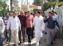 गुमानीवाला में जर्जर कैनाल रोड का विधायक प्रेमचंद अग्रवाल ने किया निरीक्षण.