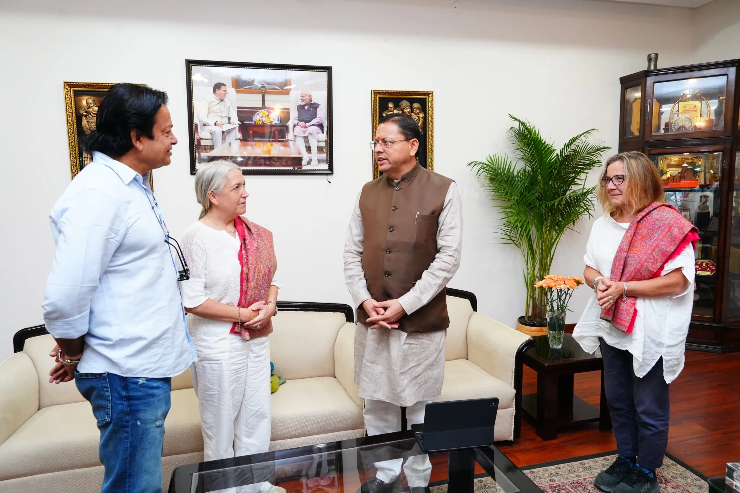 ऋषिकेश के बीटल्स आश्रम में होगी अंतरराष्ट्रीय फिल्म की शूटिंग, फरवरी 2027 में जुटेगा विदेशी फिल्म क्रू.