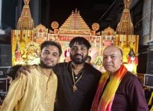 माँ भगवती की द्वितीय चौकी में गूंजे भजन, तरुण सागर ने बांधा समां।