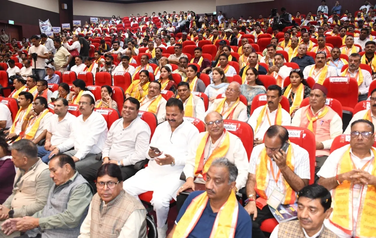 व्यापारी प्रदेश की अर्थव्यवस्था की रीढ़, उनके सम्मान, सुरक्षा और हितों की रक्षा के लिए सरकार प्रतिबद्ध : मुख्यमंत्री