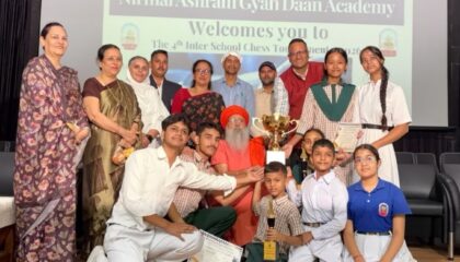 40 विद्यालयों के 144 खिलाड़ियों के बीच एनजीए ने जीती ओवरऑल चैंपियन ट्रॉफी।
