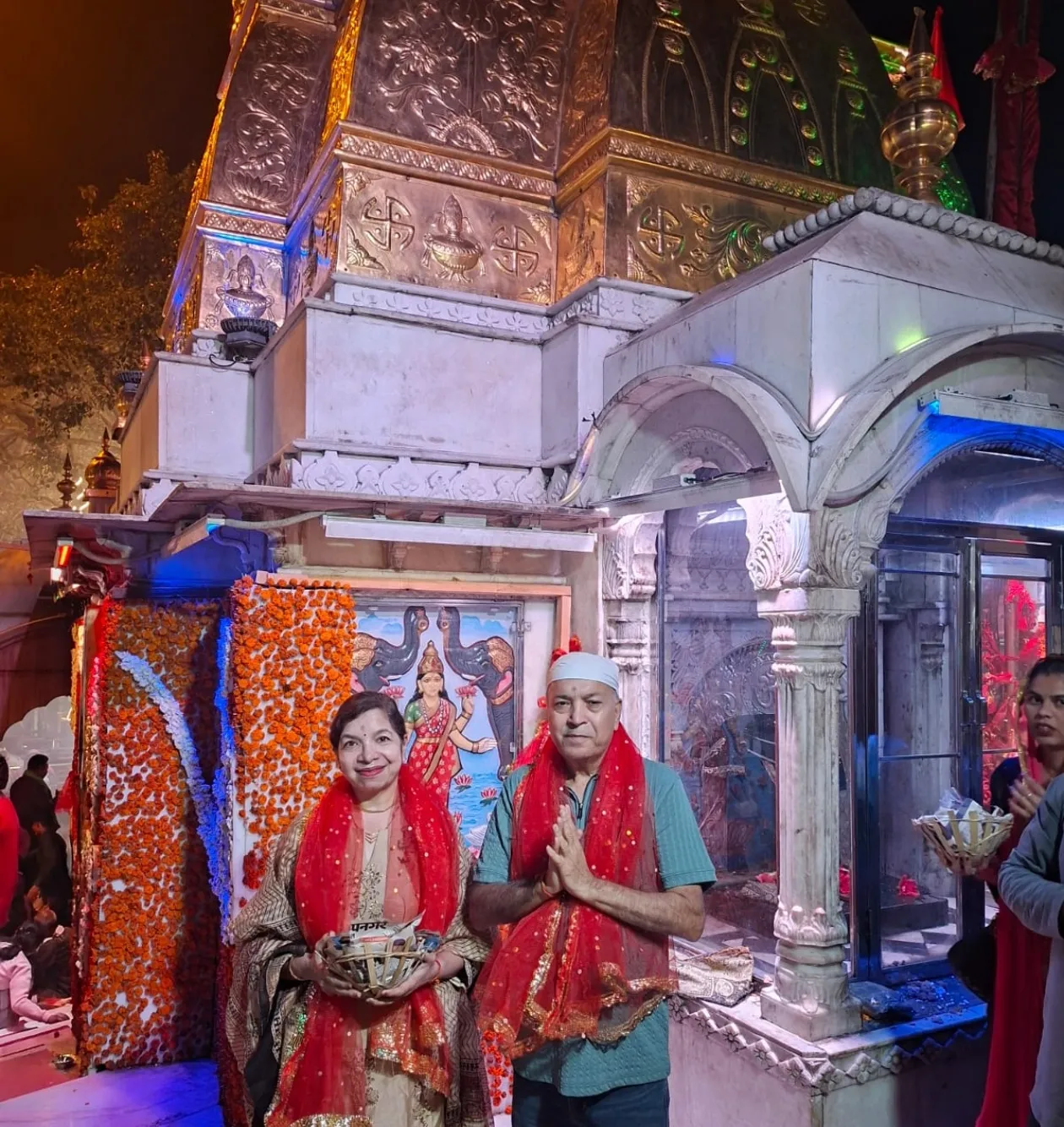 पत्नी संग श्री नैना देवी मंदिर में के.के. सचदेवा ने किए मां के दिव्य दर्शन.