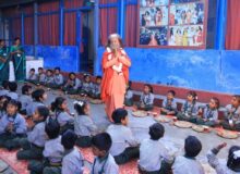 परमार्थ विद्या मंदिर में मां कालरात्रि की पूजा-अर्चना, हवन और विशाल भंडारे का आयोजन.