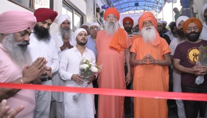 निर्मल आश्रम अस्पताल के रक्तदान शिविर में 72 लोगों ने किया स्वैच्छिक रक्तदान.