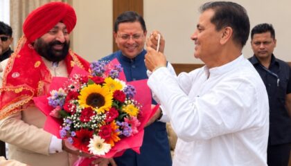 डॉ. प्रेमचंद अग्रवाल ने राज्यपाल गुरमीत सिंह से की भेंट, पांच वर्ष के कार्यकाल की सराहना की.