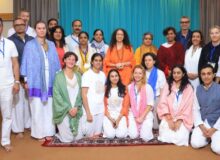 परमार्थ निकेतन में पांच दिवसीय वेदान्त योग कोर्स का समापन, आत्मबोध और आध्यात्मिक चेतना का दिया संदेश.