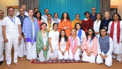 परमार्थ निकेतन में पांच दिवसीय वेदान्त योग कोर्स का समापन, आत्मबोध और आध्यात्मिक चेतना का दिया संदेश.