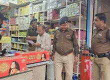 दीपावली से पहले ऋषिकेश में पटाखा दुकानों का निरीक्षण, बिना लाइसेंस बिक्री पर होगी कार्रवाई